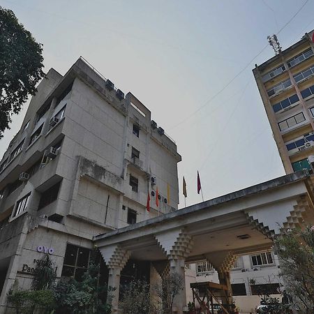 Collection O Hotel Panchsheel Вадодара Экстерьер фото